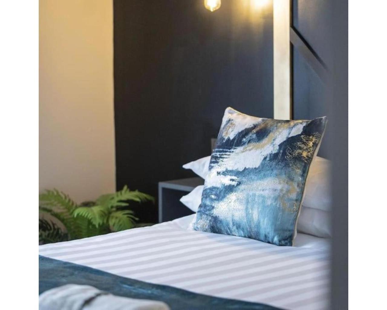 Central Belfast Apartments Queen'S Hideaway Екстер'єр фото
